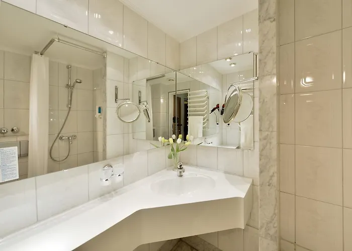 Hotel Burghotel Stammhaus 3*